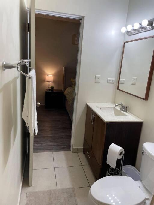 Casa Eliseos, A 5 Minutos De La Linea Fronteriza Villa Nogales  Eksteriør bilde