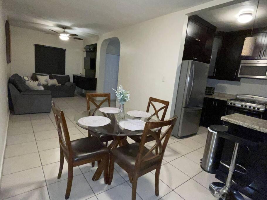 Casa Eliseos, A 5 Minutos De La Linea Fronteriza Villa Nogales  Eksteriør bilde