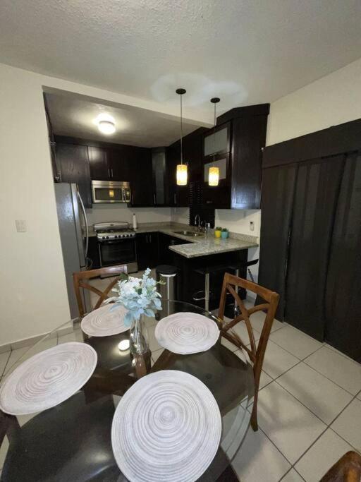 Casa Eliseos, A 5 Minutos De La Linea Fronteriza Villa Nogales  Eksteriør bilde